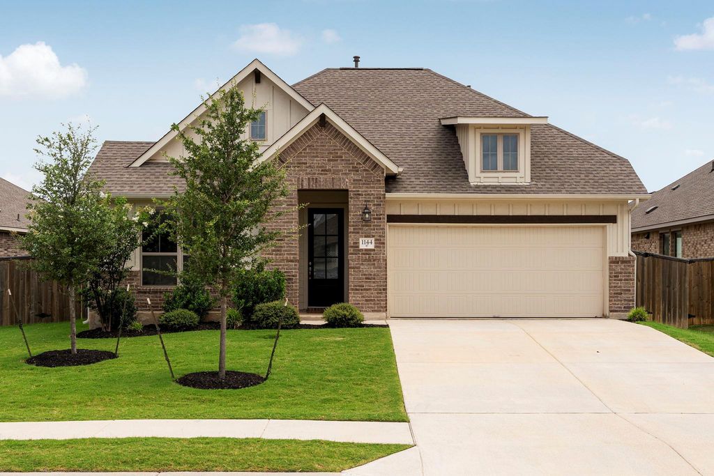 1144 Cathedral Oaks DR, Leander, TX 78641