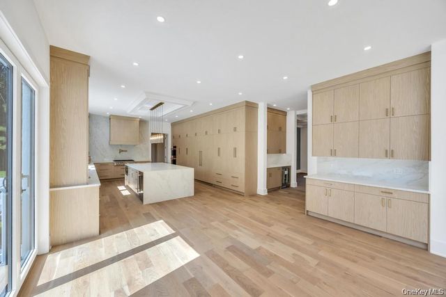 54 Landview Drive, Dix Hills, NY 11746