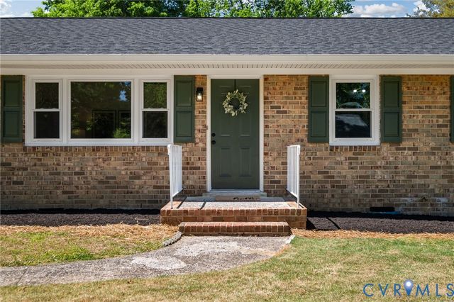2940 Kellynn Dr, Midlothian, VA 23112
