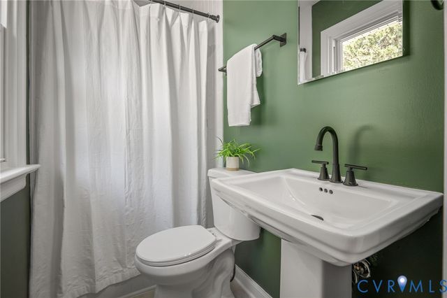 2940 Kellynn Dr, Midlothian, VA 23112