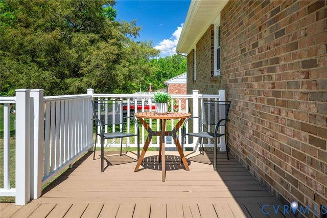 2940 Kellynn Dr, Midlothian, VA 23112