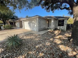 1007 Port Daniel DR, Leander, TX 78641