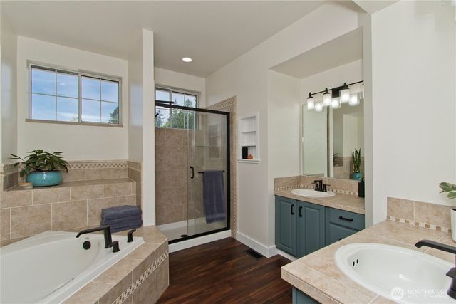 9902 153rd Street Ct E, Puyallup, WA 98375