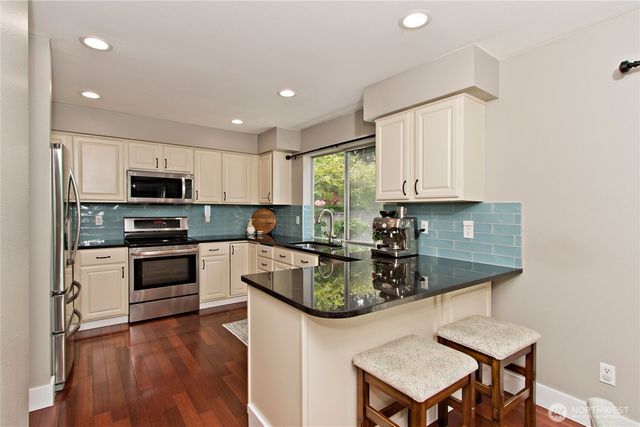 9902 153rd Street Ct E, Puyallup, WA 98375