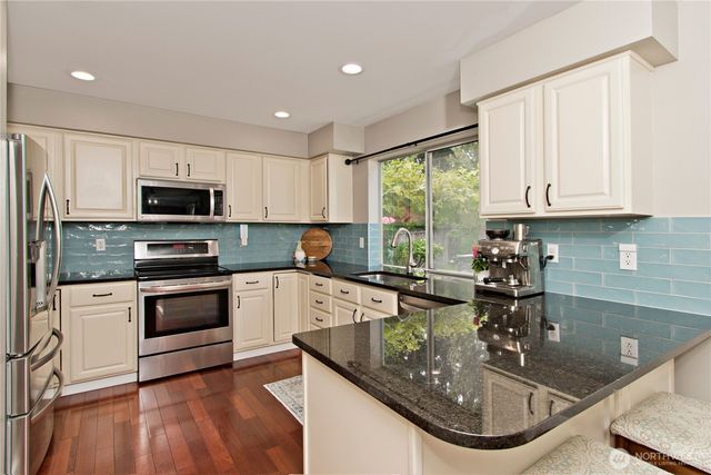 9902 153rd Street Ct E, Puyallup, WA 98375