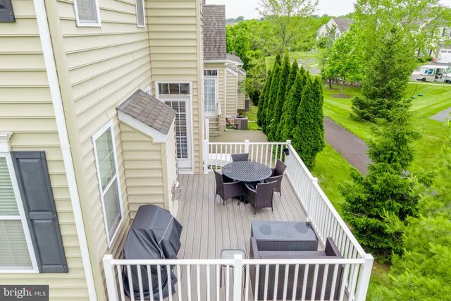 2004 PLEASANT VALLEY DR, Lansdale, PA 19446
