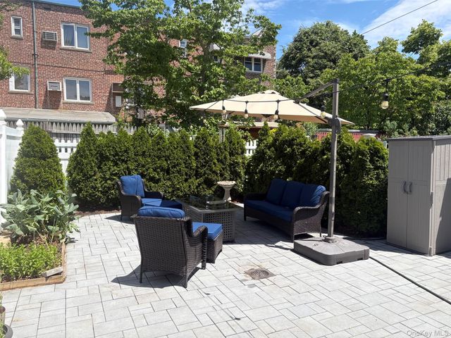 57-65 81st Street, Middle Village, NY 11379