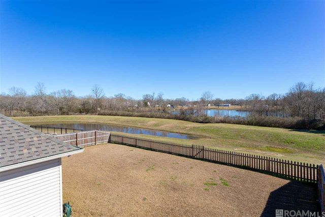 38337 Brown Rd, Prairieville, LA 70769