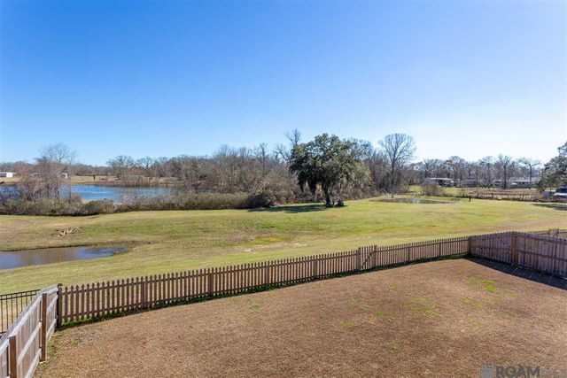 38337 Brown Rd, Prairieville, LA 70769