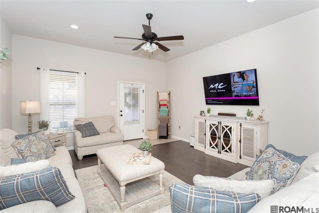 38337 Brown Rd, Prairieville, LA 70769