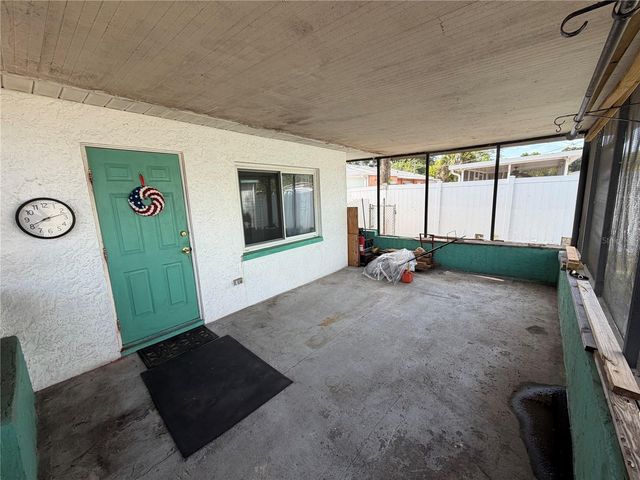 4102 74TH STREET N, St Petersburg, FL 33709