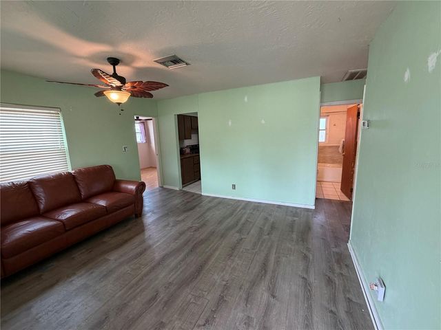 4102 74TH STREET N, St Petersburg, FL 33709
