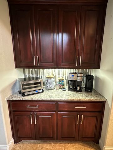 303 Dorset Court, Roanoke, TX 76262