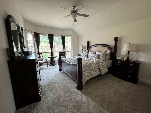 303 Dorset Court, Roanoke, TX 76262