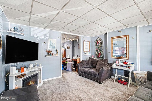 742 HAWS AVE, Norristown, PA 19401