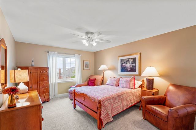 803 Sheriffs Court, Peters Twp, PA 15317