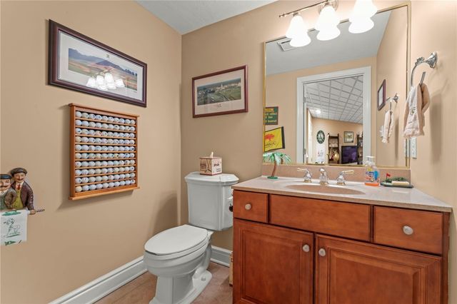 803 Sheriffs Court, Peters Twp, PA 15317