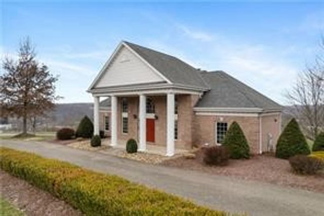 803 Sheriffs Court, Peters Twp, PA 15317