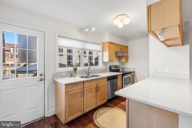 403 OLIVE ST, Philadelphia, PA 19123