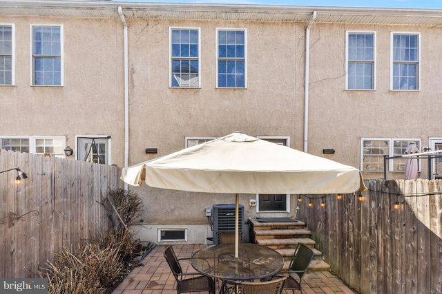 403 OLIVE ST, Philadelphia, PA 19123