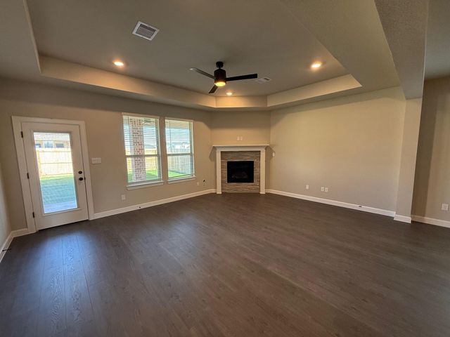 15185 Ty Marshall Ct, College Station, TX 77845