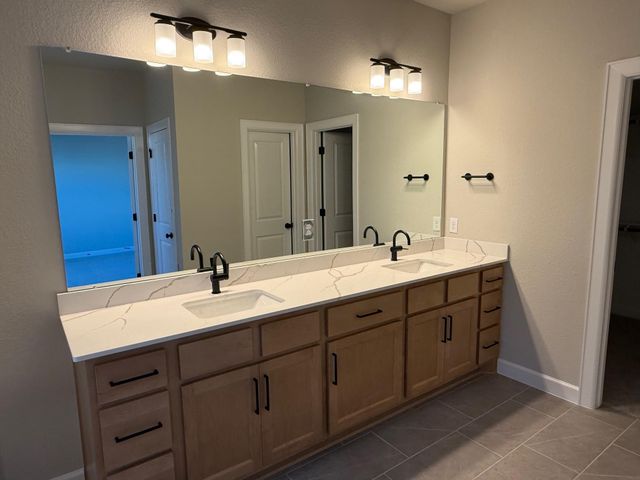 15185 Ty Marshall Ct, College Station, TX 77845
