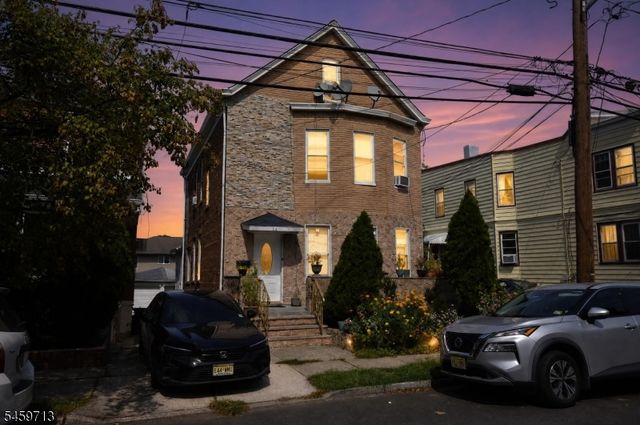 114 Sheridan Ave 2, Clifton City, NJ 07011