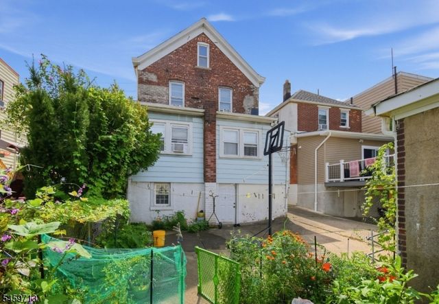 114 Sheridan Ave 2, Clifton City, NJ 07011