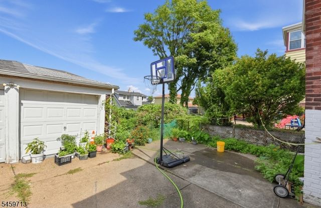 114 Sheridan Ave 2, Clifton City, NJ 07011