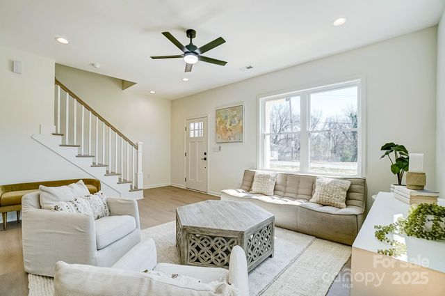 709 Catawba Street, Lincolnton, NC 28092