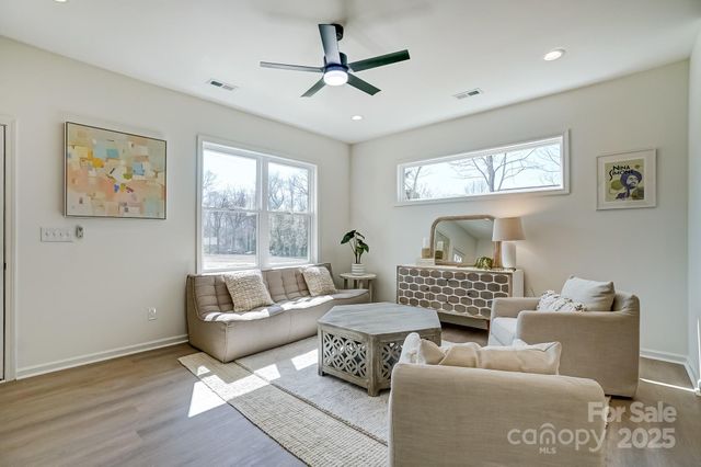 709 Catawba Street, Lincolnton, NC 28092