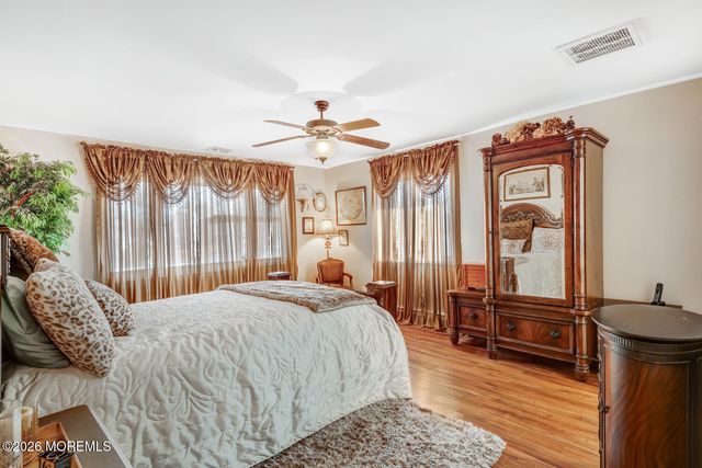 1990 Hovsons Boulevard, Toms River, NJ 08753