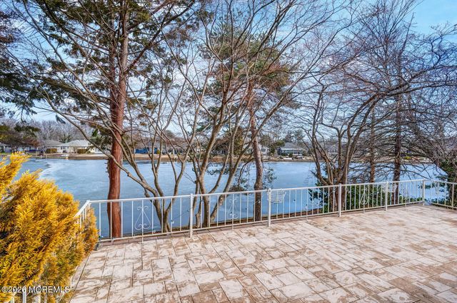 1990 Hovsons Boulevard, Toms River, NJ 08753