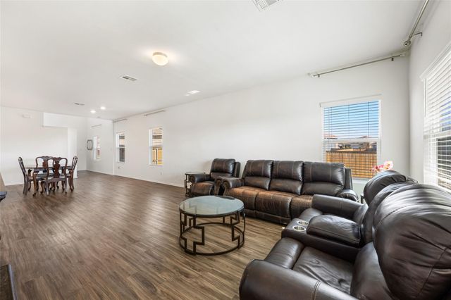 132 Joe Kidd LN NW 132, Jarrell, TX 76537