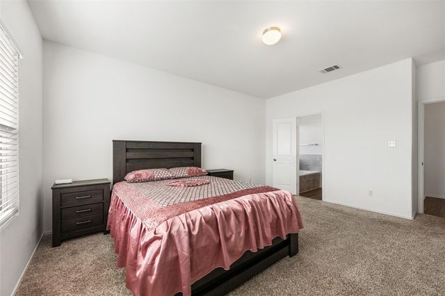 132 Joe Kidd LN NW 132, Jarrell, TX 76537