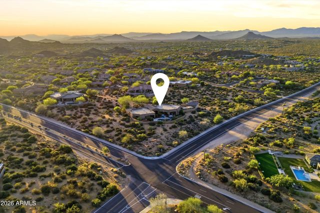 11659 E CAVEDALE Drive, Scottsdale, AZ 85262