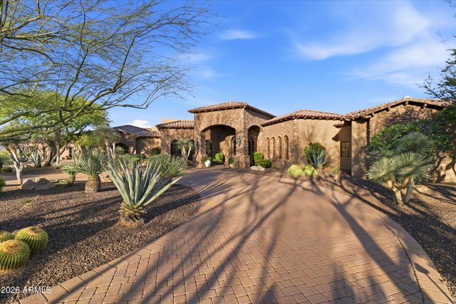 11659 E CAVEDALE Drive, Scottsdale, AZ 85262