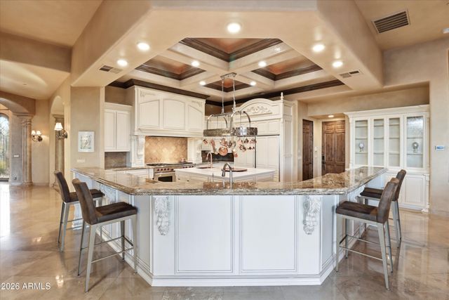 11659 E CAVEDALE Drive, Scottsdale, AZ 85262