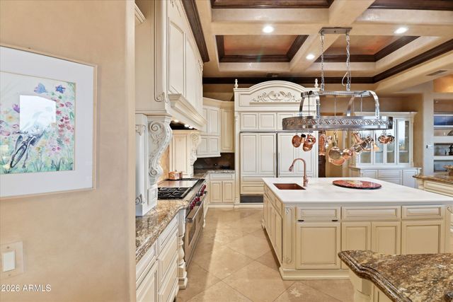 11659 E CAVEDALE Drive, Scottsdale, AZ 85262