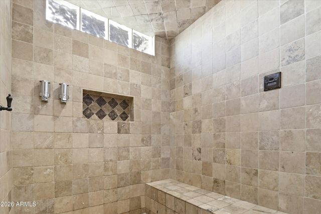 11659 E CAVEDALE Drive, Scottsdale, AZ 85262