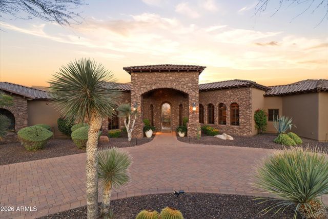11659 E CAVEDALE Drive, Scottsdale, AZ 85262