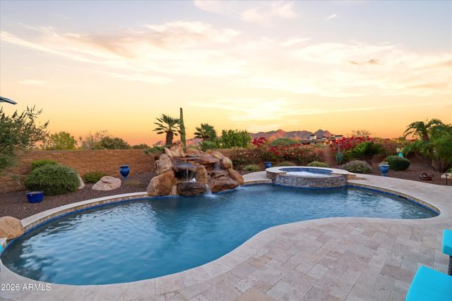 11659 E CAVEDALE Drive, Scottsdale, AZ 85262
