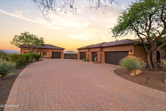 11659 E CAVEDALE Drive, Scottsdale, AZ 85262