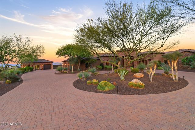 11659 E CAVEDALE Drive, Scottsdale, AZ 85262