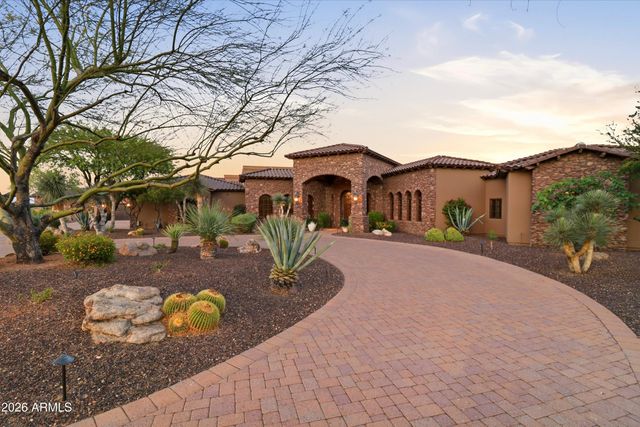 11659 E CAVEDALE Drive, Scottsdale, AZ 85262