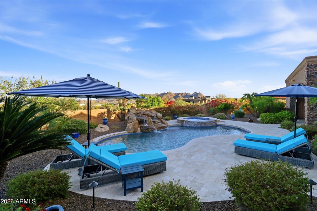 11659 E CAVEDALE Drive, Scottsdale, AZ 85262 — photo 2