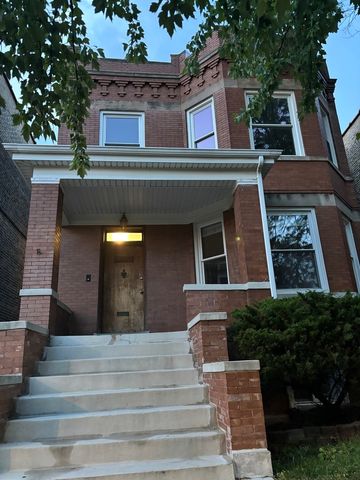5028 W Pensacola Avenue, Chicago, IL 60641
