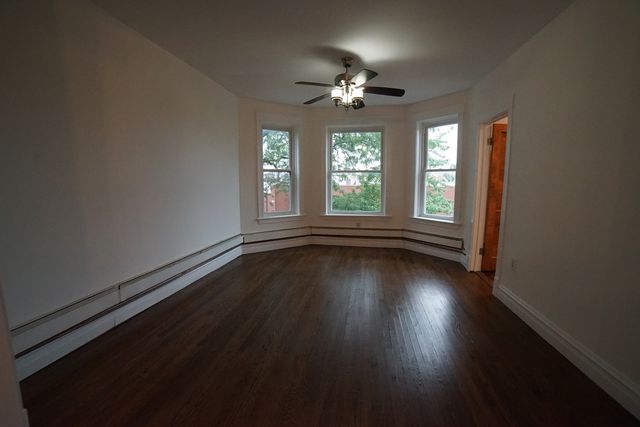 5028 W Pensacola Avenue, Chicago, IL 60641