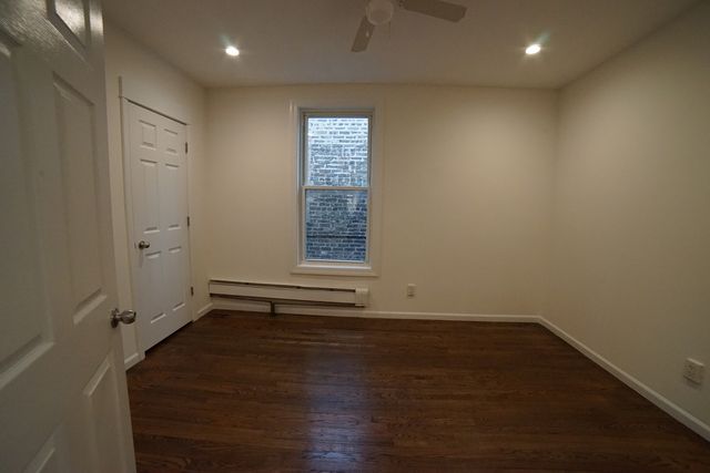 5028 W Pensacola Avenue, Chicago, IL 60641