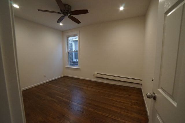 5028 W Pensacola Avenue, Chicago, IL 60641